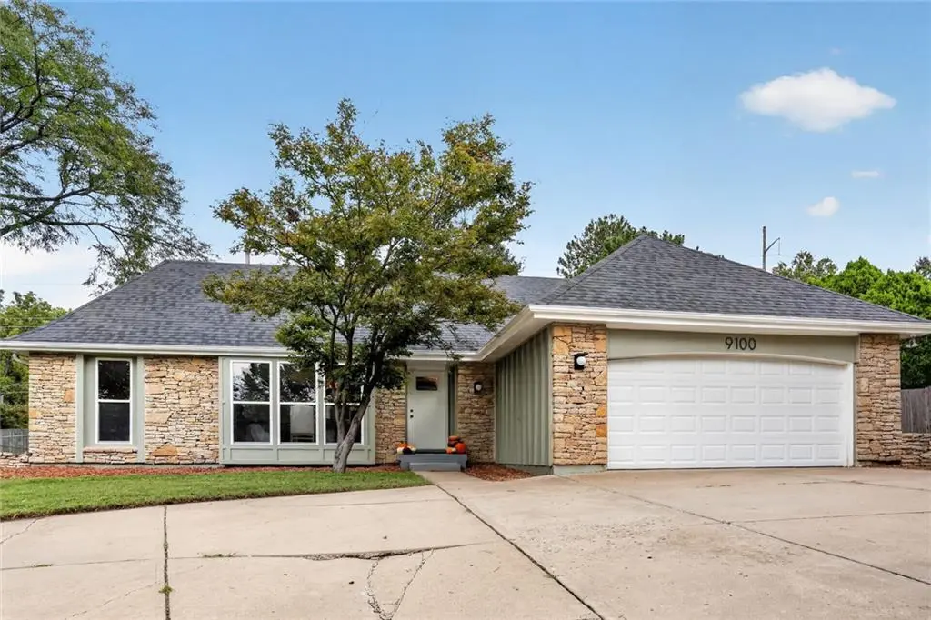 9100 Antioch RD, Overland Park, KS 66212