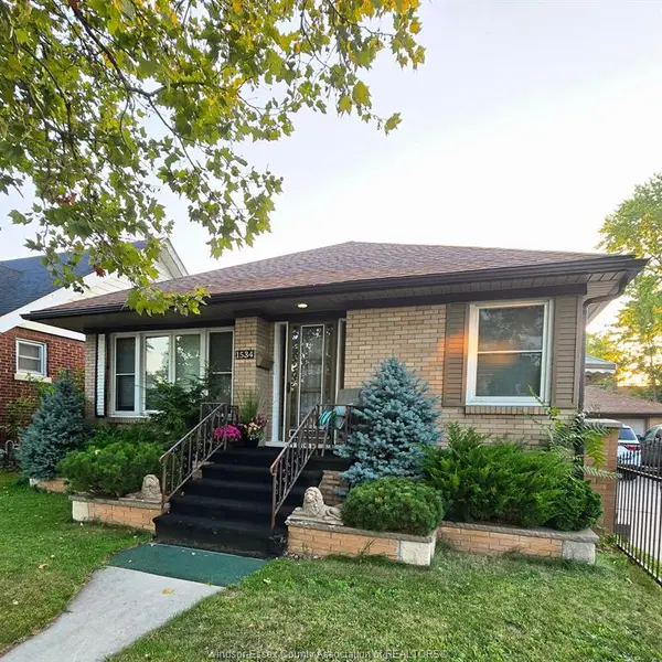 1534 PILLETTE Road, Windsor, ON N8Y 3C2