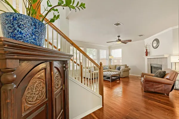 5120 Bluestar DR, Austin, TX 78739