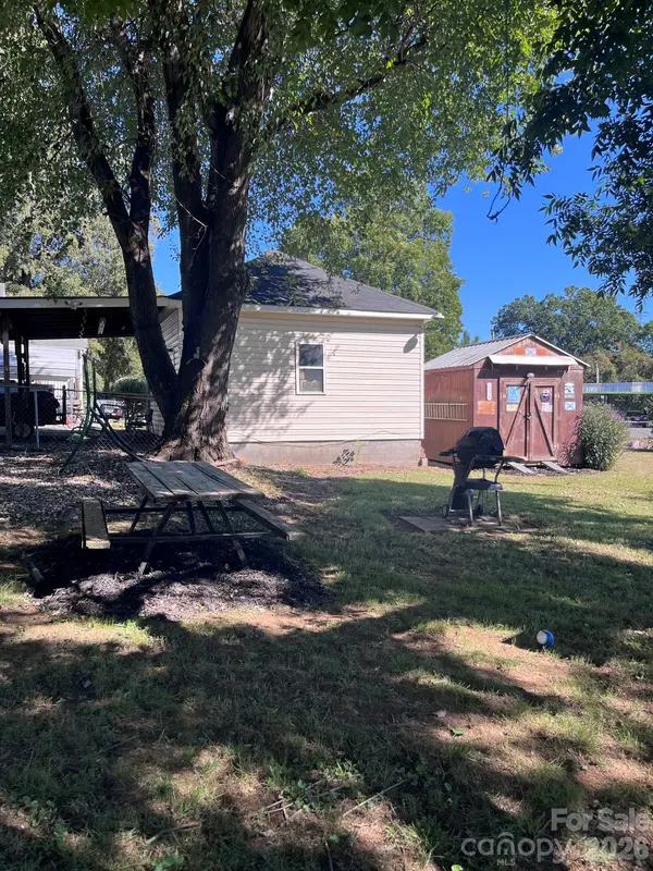 511 W Mason ST, Albemarle, NC 28001