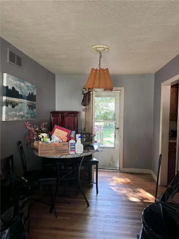 10417 E 27TH ST, Independence, MO 64052
