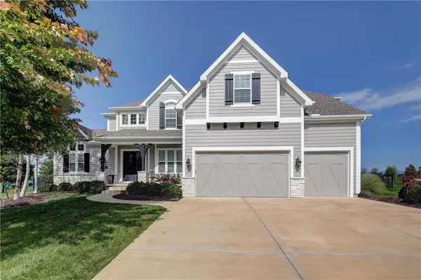 9206 W 177th TER, Overland Park, KS 66013