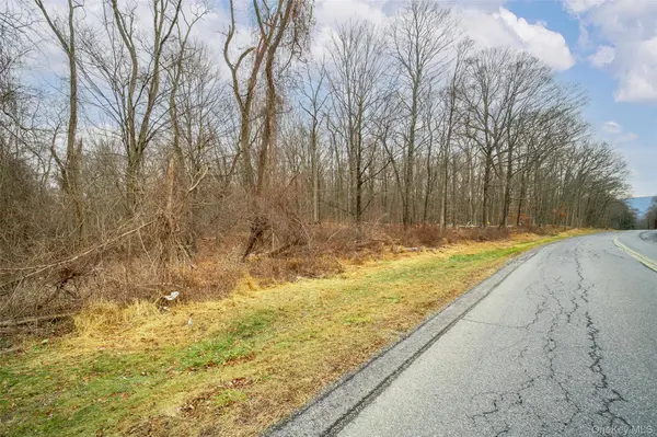 Baker RD, Hopewell Junction, NY 12533