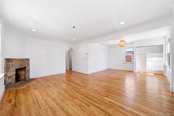 48 Central BLVD, Merrick, NY 11566