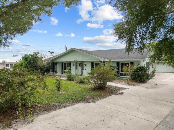 2900 CRUMP RD, Winter Haven, FL 33881