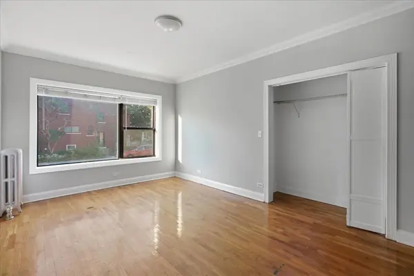 1940 E 73rd ST #1, Chicago, IL 60649