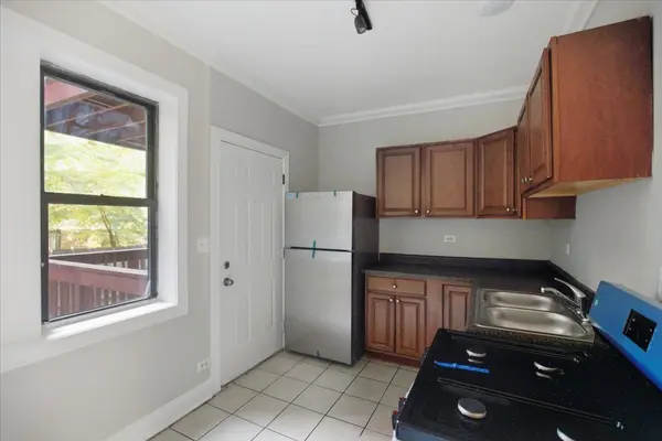 1940 E 73rd ST #1, Chicago, IL 60649