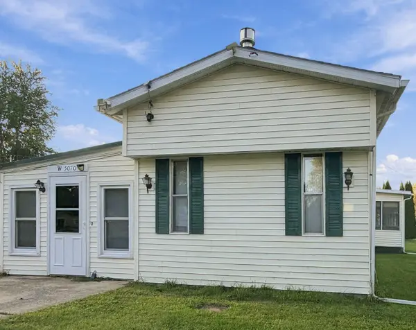 W5070 WOODLAND RD, Shawano, WI 54166