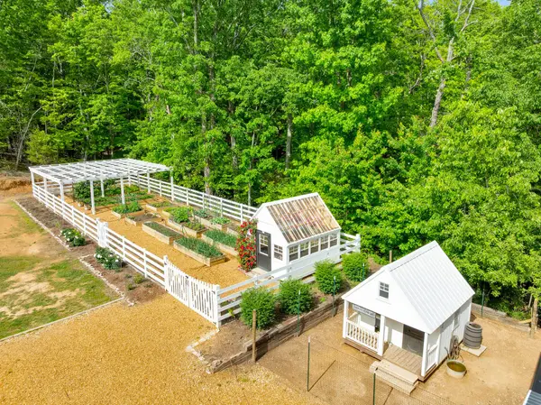 524 Payne Chapel Road, Lookout Mountain, GA 30750