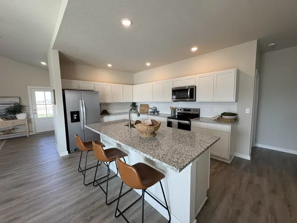 9233 Melissa Ave, Bel Aire, KS 67226