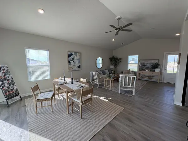 9233 Melissa Ave, Bel Aire, KS 67226