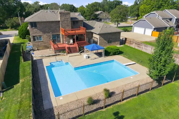 1418 E Kay St, Derby, KS 67037