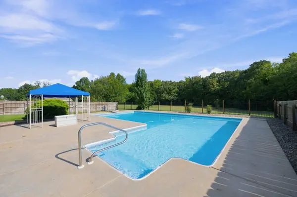 1418 E Kay St, Derby, KS 67037