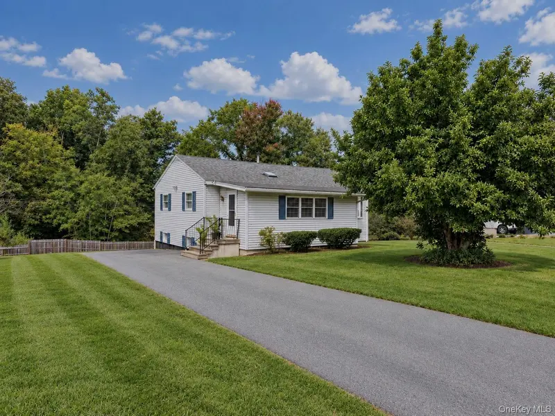 63 Orchard Hill RD, Middletown, NY 10940