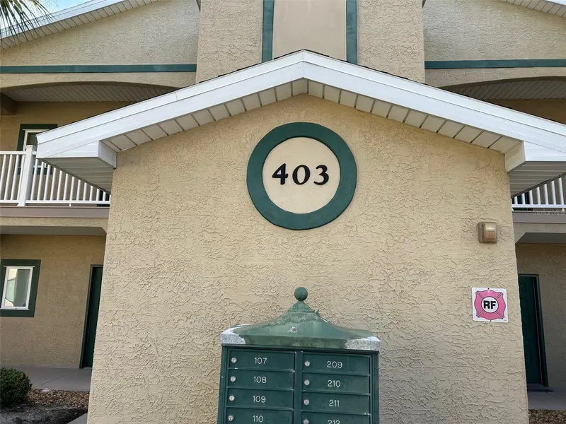 403 BOUCHELLE DR #211, New Smyrna Beach, FL 32169
