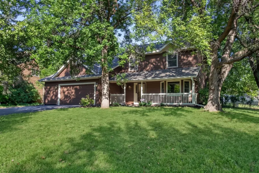 4720 Orchid LN N, Plymouth, MN 55446