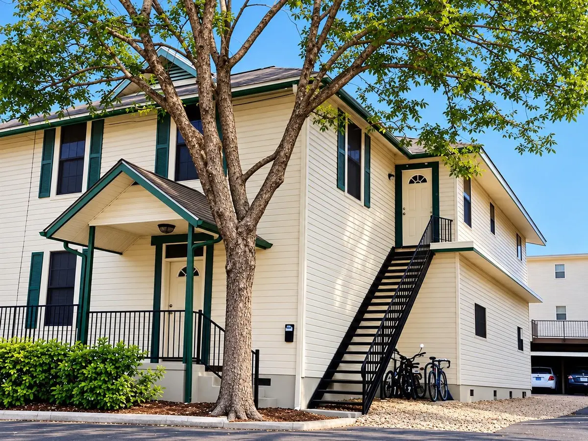 2811 SALADO ST #B, Austin, TX 78705