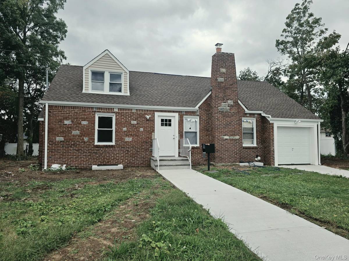 870 Southern Pkwy, Uniondale, NY 11553