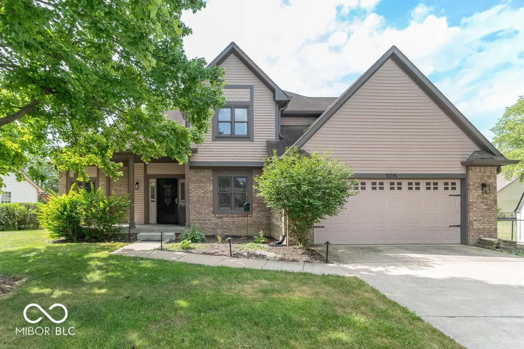 11735 Grenadier LN, Indianapolis, IN 46229