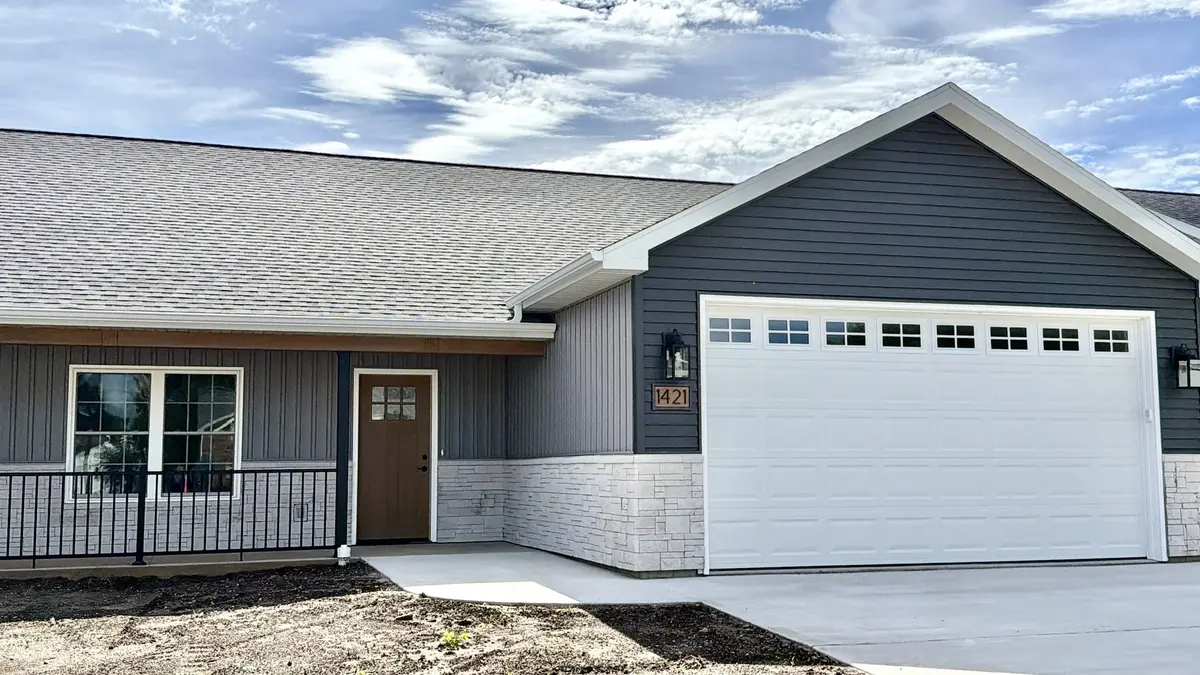 1421 North Ridge DR, Rock Falls, IL 61071