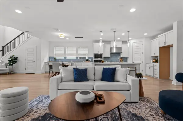 7913 Edmondson BND, Austin, TX 78744