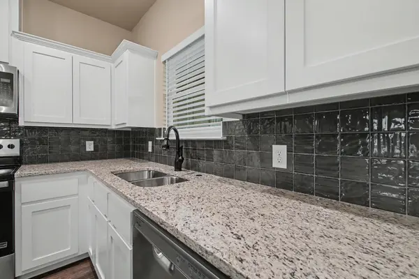 206 Water Well RD, Burnet, TX 78611