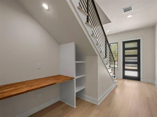 10303 Gail RD #1, Austin, TX 78748