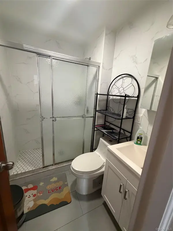 13221 Avery AVE #4B, Flushing, NY 11355