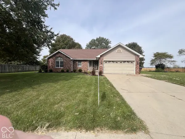 6134 Sloan Valley, Columbus, IN 47203