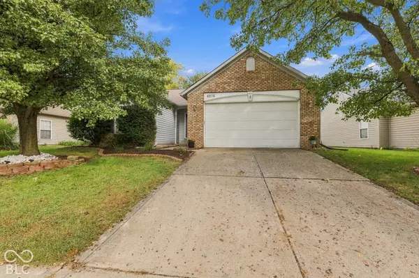 6276 Briargate DR, Zionsville, IN 46077