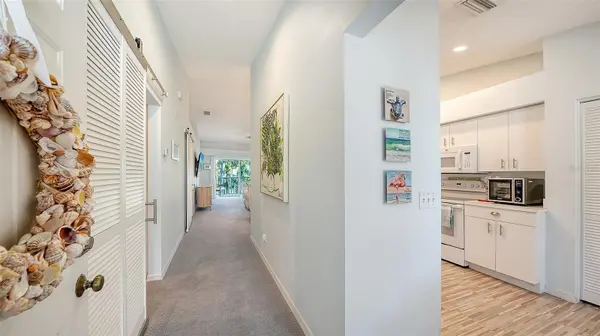 8941 VERANDA WAY #522, Sarasota, FL 34238
