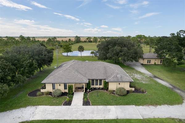 17800 WOOD PATH CT, Punta Gorda, FL 33982
