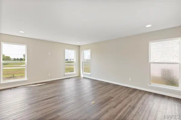 2 Burlington at Fairmount Grove, St Peters, MO 63376