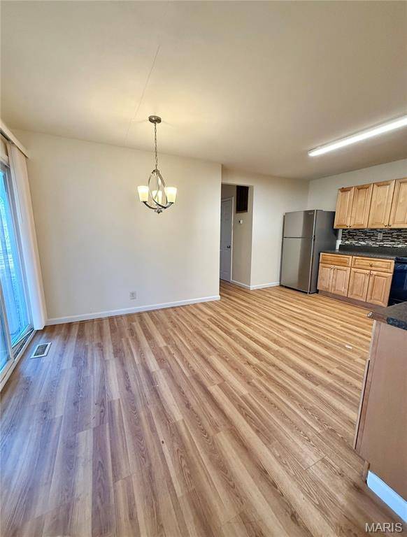 204 LIBERTY DR, Belleville, IL 62226