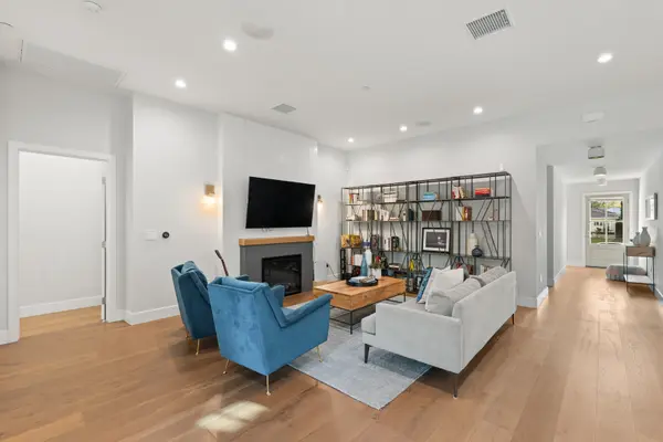 5501 W 76th ST, Los Angeles, CA 90045