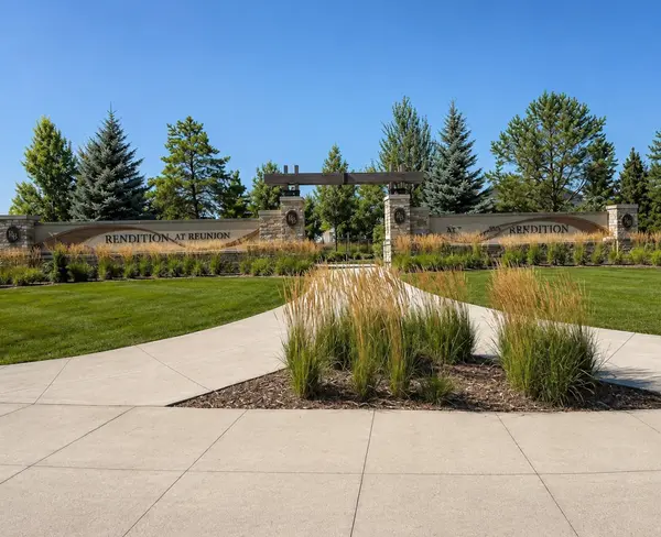 2408 Mcleod DR E, West Fargo, ND 58078