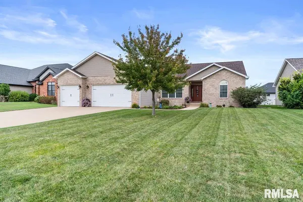 4713 GREENBRIAR DR, Springfield, IL 62711