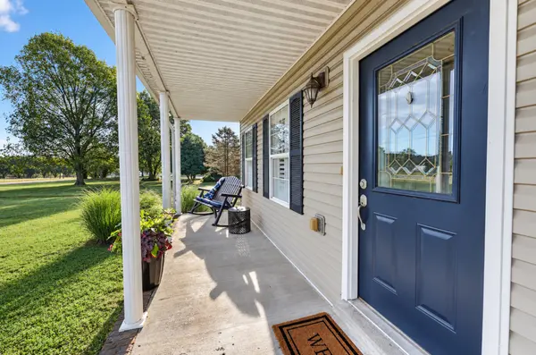 8369 Bethlehem Rd, Springfield, TN 37172
