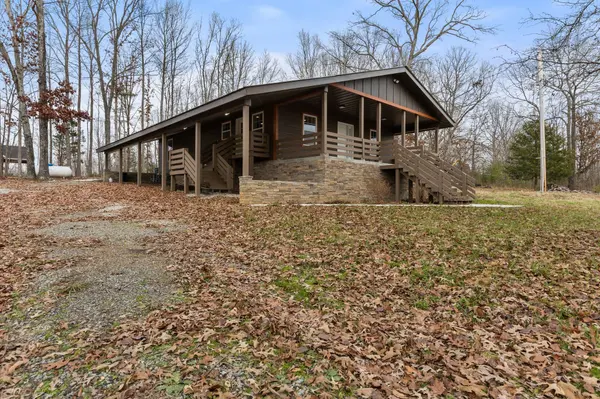 6645 Parish Dr, Nunnelly, TN 37137