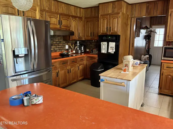 459 Kincaid Rd, Madisonville, TN 37354