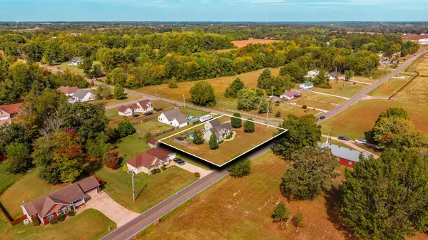 486 Jim Courtney Rd, Portland, TN 37148