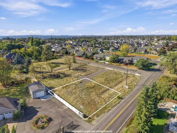 8616 N Panorama Dr, Spokane, WA 99208