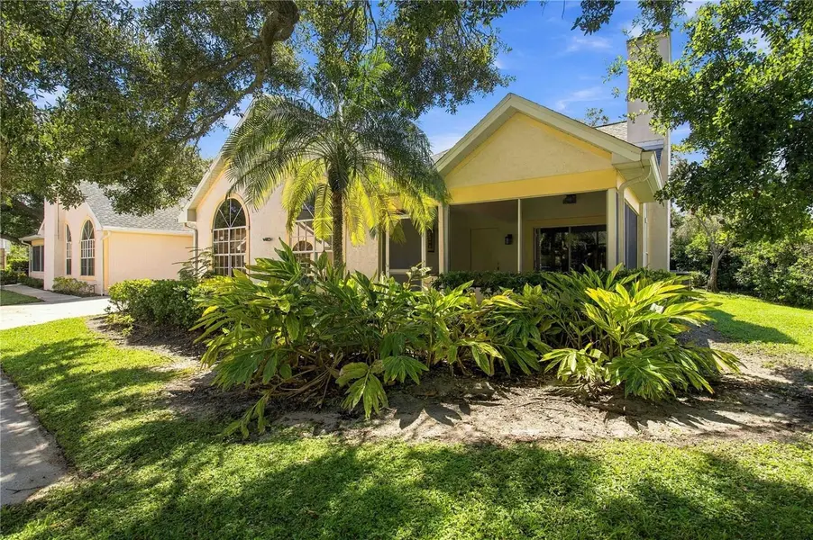 4536 WHIRLAWAY DR, Sarasota, FL 34233