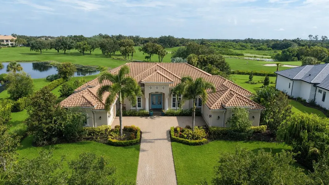 3737 FOUNDERS CLUB DR, Sarasota, FL 34240