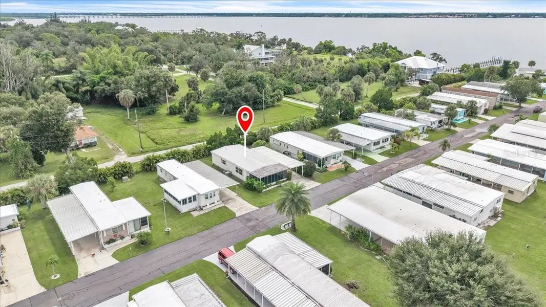 24437 HARBORVIEW RD #27, Port Charlotte, FL 33980