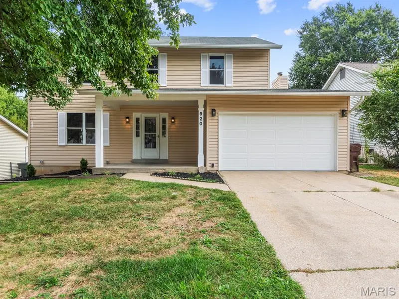 920 Blake CT, St Peters, MO 63376
