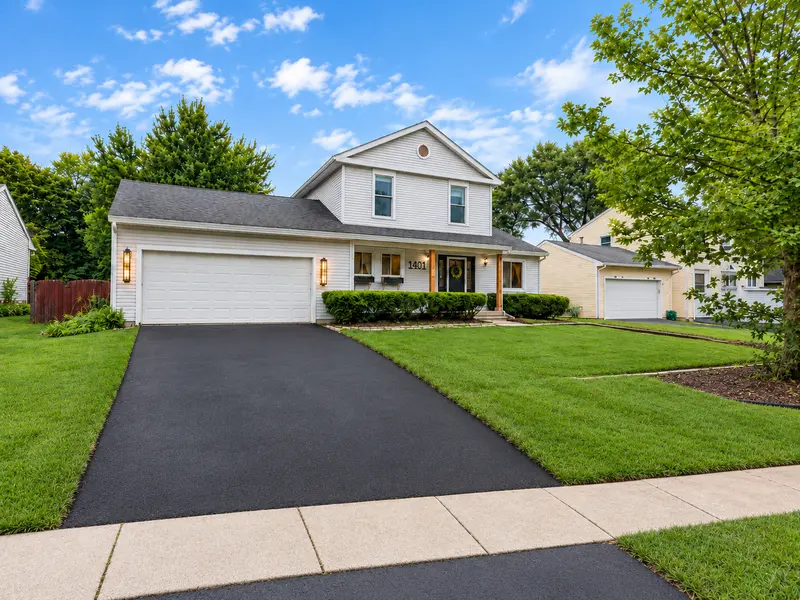 1401 Knoll DR, Naperville, IL 60565