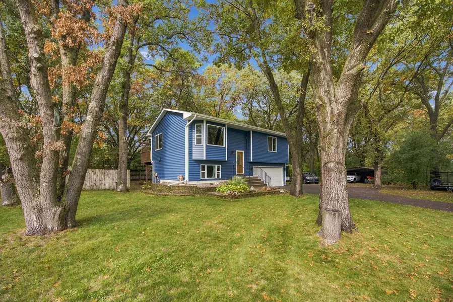 2091 197th AVE NW, Oak Grove, MN 55011