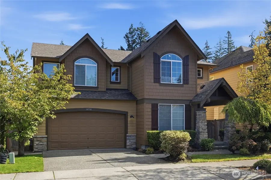 10710 242nd PL NE, Redmond, WA 98053