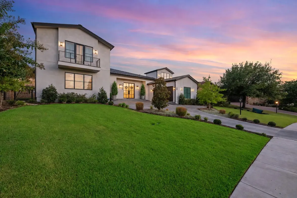 215 Golden Bear DR, Austin, TX 78738